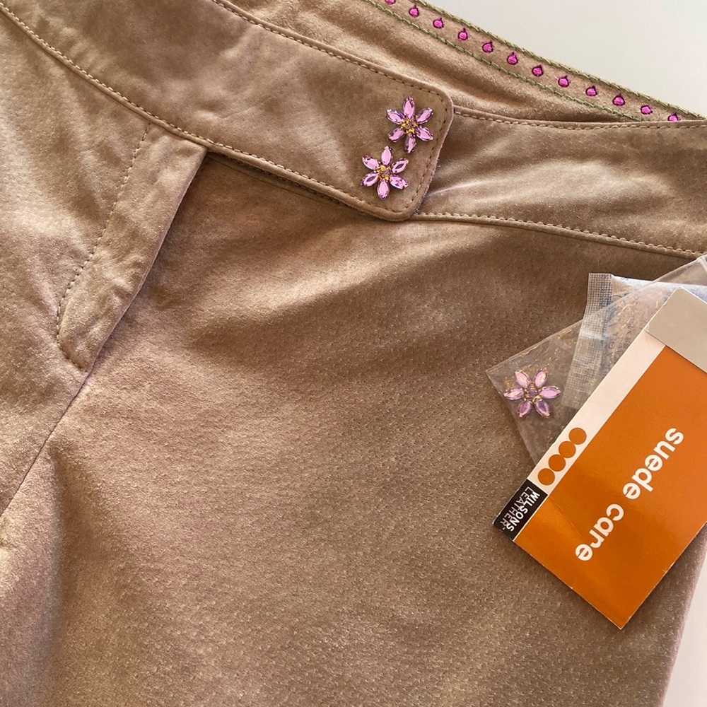WILSONS LEATHER Jewelled Flower Detail Suede Capris
